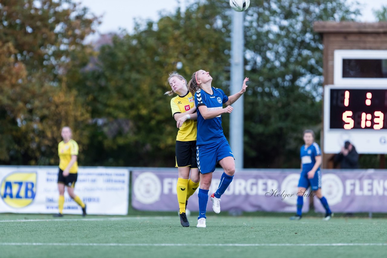 Bild 293 - F SSC Hagen Ahrensburg - SV Frisia 03 Risum-Lindholm : Ergebnis: 2:0